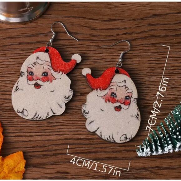 NEW! Two Pairs Of Santa Earrings - Red Santa & Pink Santa Jewelry - Picture 10 of 10